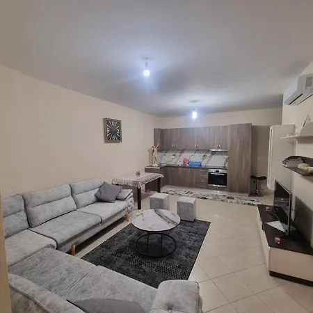 Evita Apartment *
